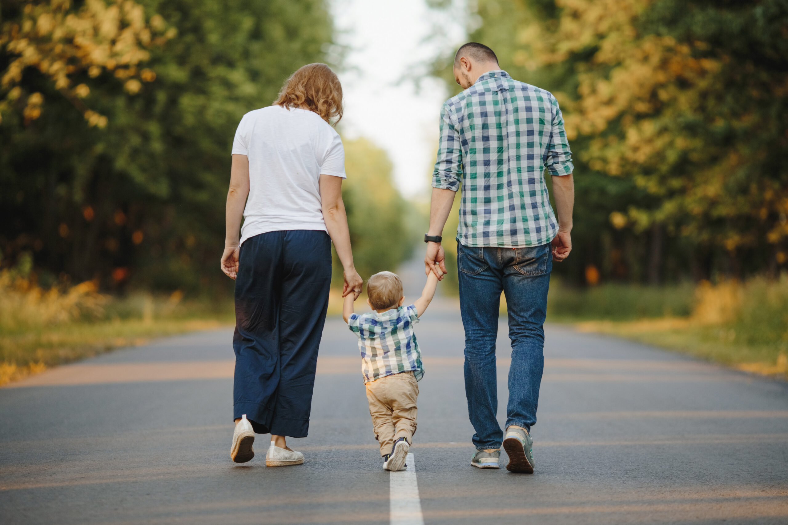 Surrogacy law in Argentina explained: grey-area history, 2024 investigations, and legal parentage considerations for intended parent